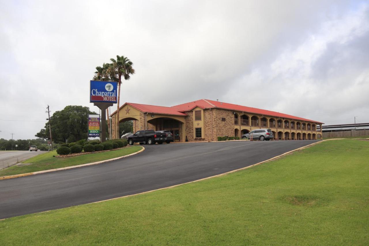 Chaparral Motel Hallettsville Exteriér fotografie